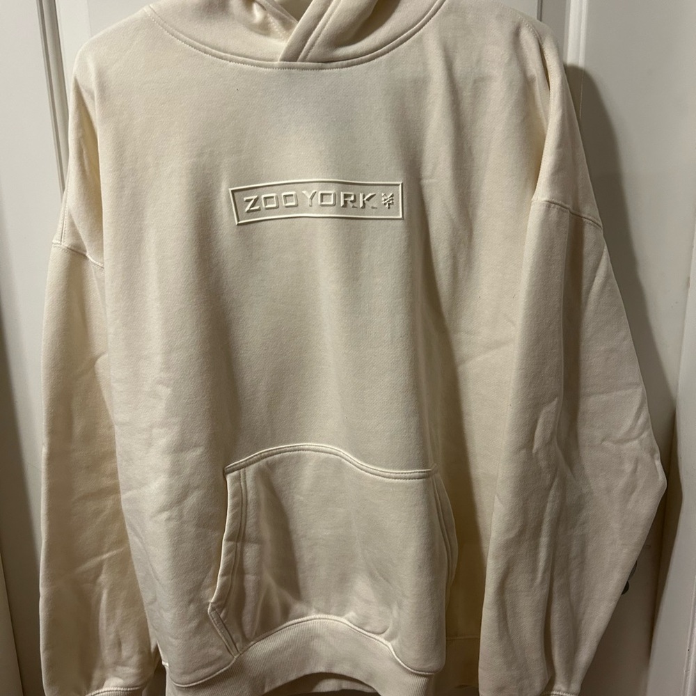 Zoo York Cream Hoodie Large - NWOT